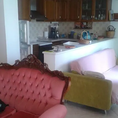 Jenny's 3-bed Apartment,evia,eretria,magoula3,t.t.34004